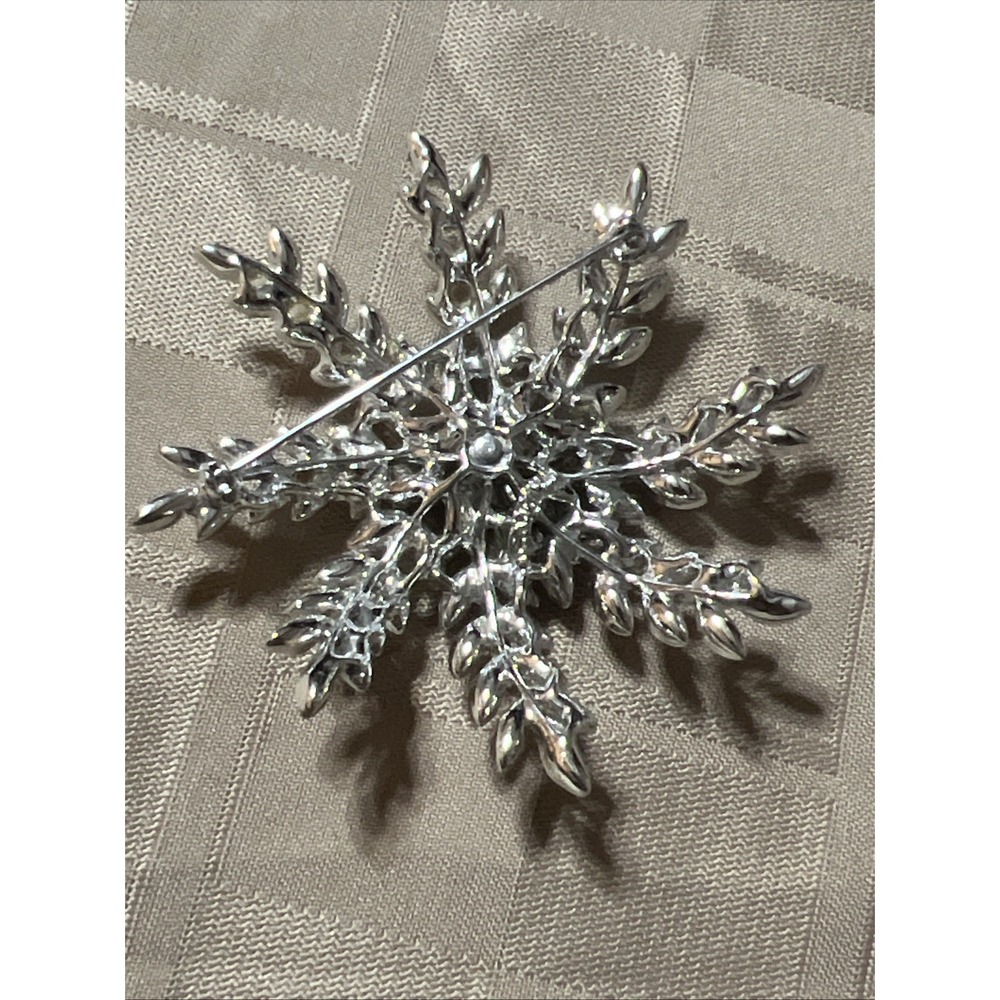 Sarah Coventry Evening Snowflake Large Smokey Rhinestone Brooch Pin 812 VTG - Picture 3 of 11